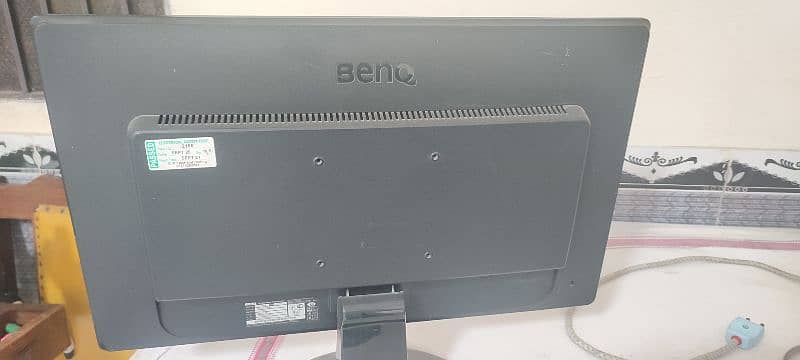 BENQ LCD Monitor 1080 Pixel Full HD resolution 2