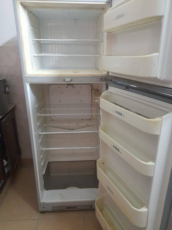 dawlance Refrigerator for sale 1