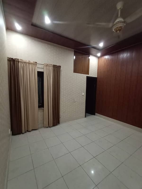 HOUSE FOR RENT MADINA TOWN NEAR SUSAN ROAD 15