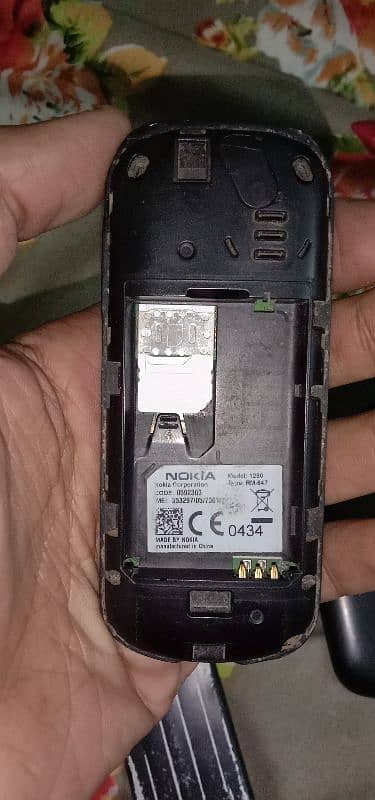 Nokia 1280 Original 2011 with charger 4