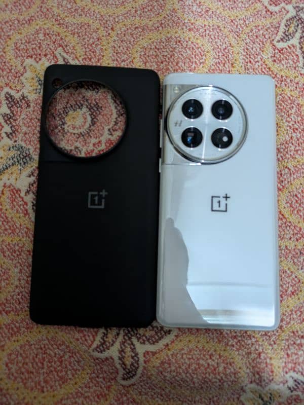 oneplus 12 official pta approved with complete box. 3