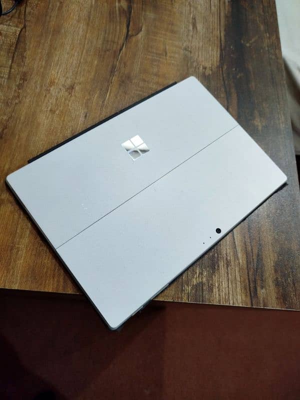 Microsoft surface pro 6 with (16G Ram) 2