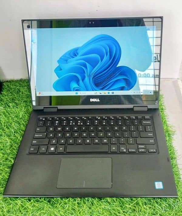 Dell Latitude 3390 - i5 8th Gen - 8/256 0