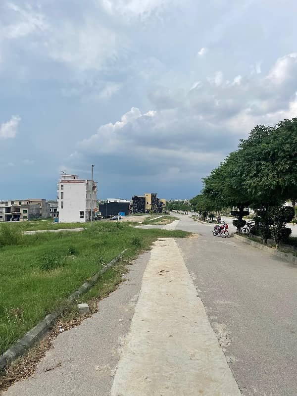 Taj Residencia 8 Marla Main Boulevard Plot Available For Sale 4