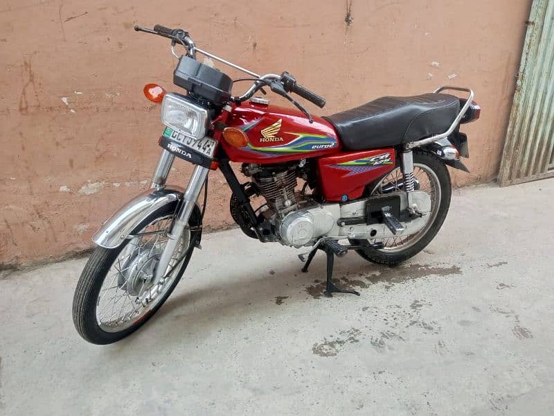 Honda 125 Model 2017 Lahore Number 13