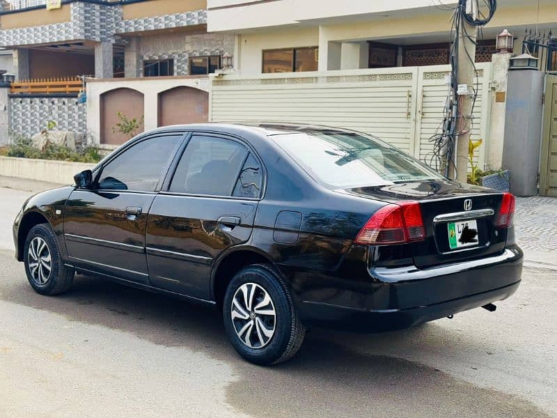 Honda Civic EXi 2005 4