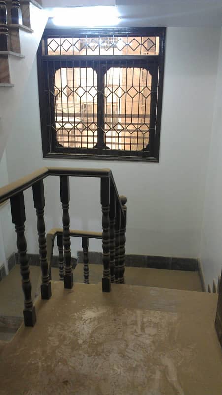 independent 60yards house for rent in johar 14