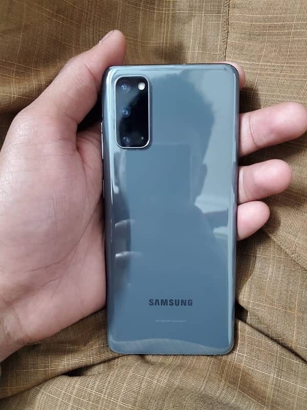 s21 samsung 10/10 no shade no line 2