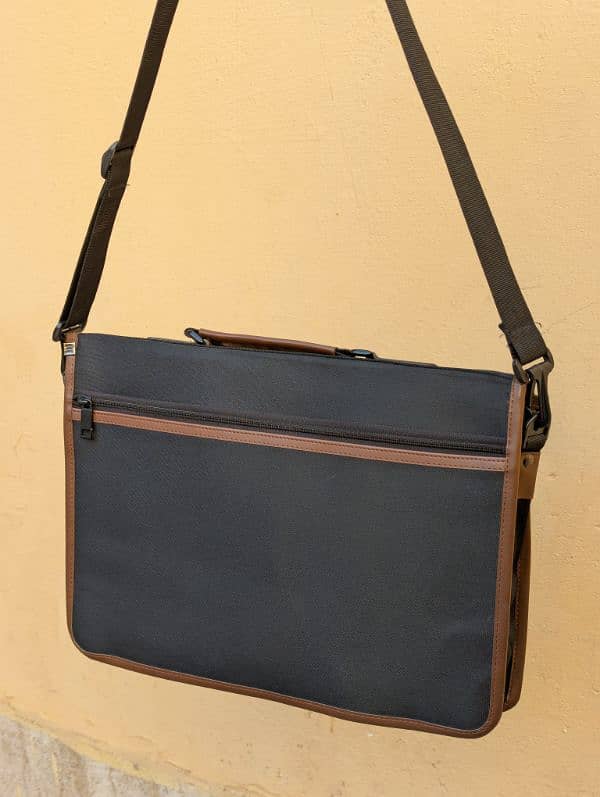 laptop bag 1