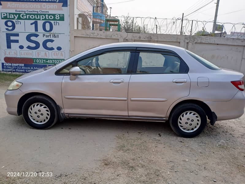 Honda City IDSI Model 2004 4