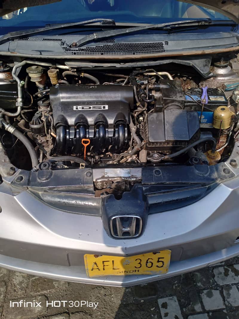 Honda City IDSI Model 2004 15