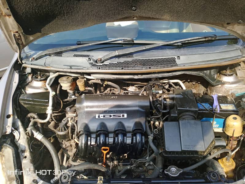 Honda City IDSI Model 2004 16