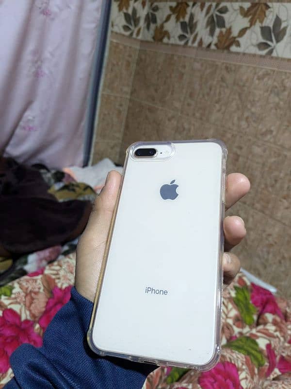 iPhone 8 plus ha 64 GB anytime sim working 17