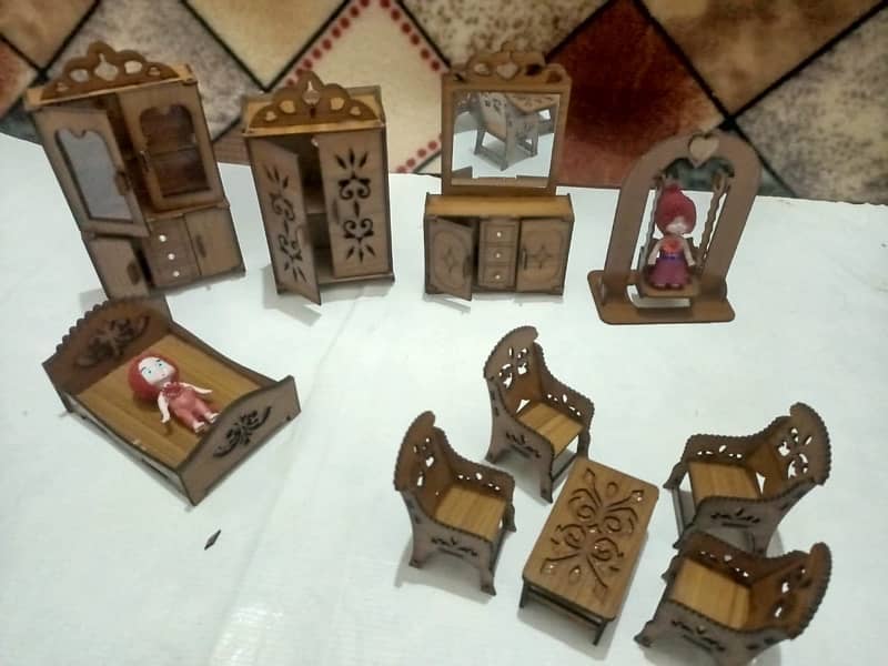 Wooden Doll house set 1