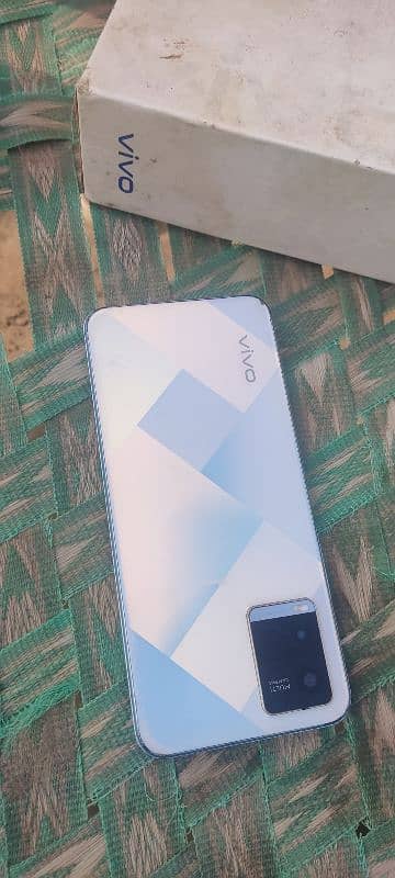 vivo y21 full box 1