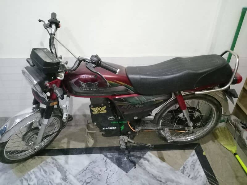 Road king electric bike without battery 4