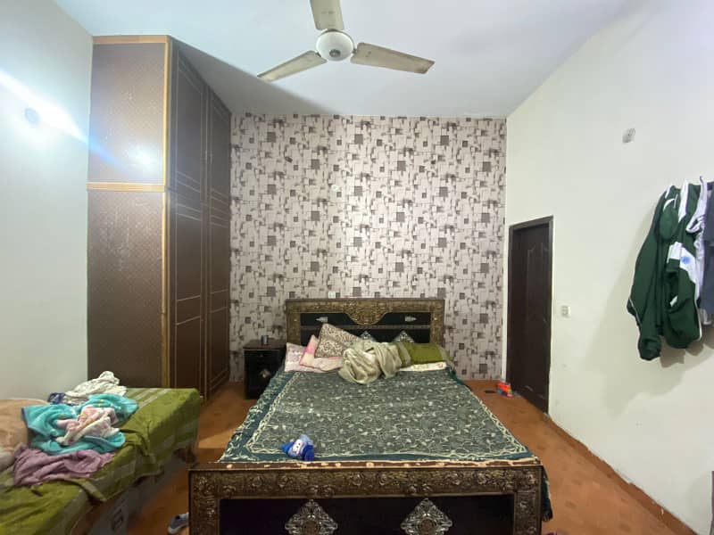 Full House 3 Marla 4 Bed 4 Bath For Rent At Ali Park Near Bhatta Chowk and Airport ( with Gas ) 3