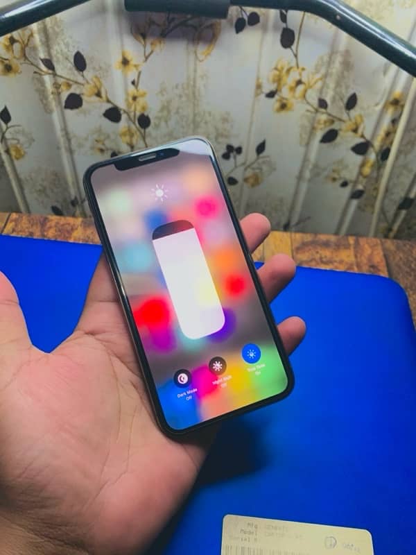 Iphone XS NON PTA 256 GB SIM GLTICH 5