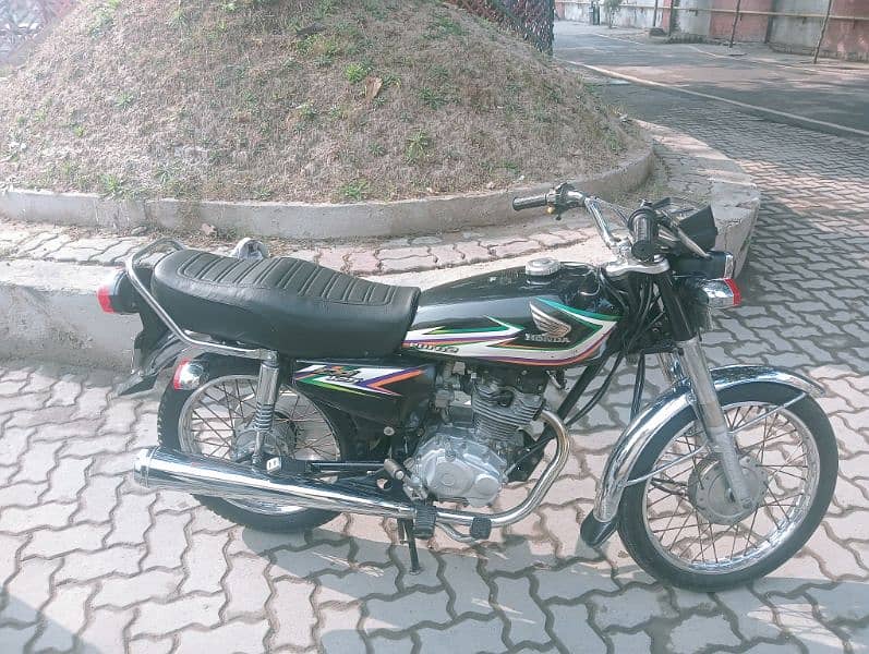 Honda bike sale . 4