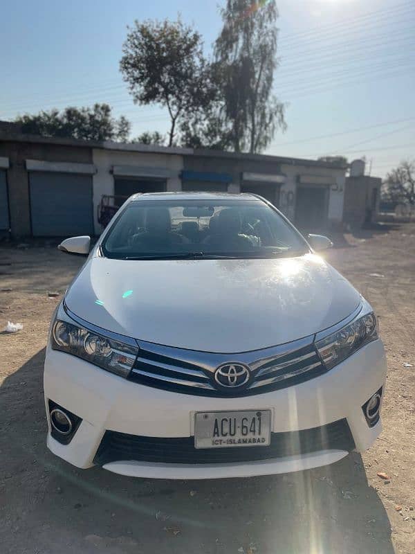 Toyota Altis Grande 2016 1