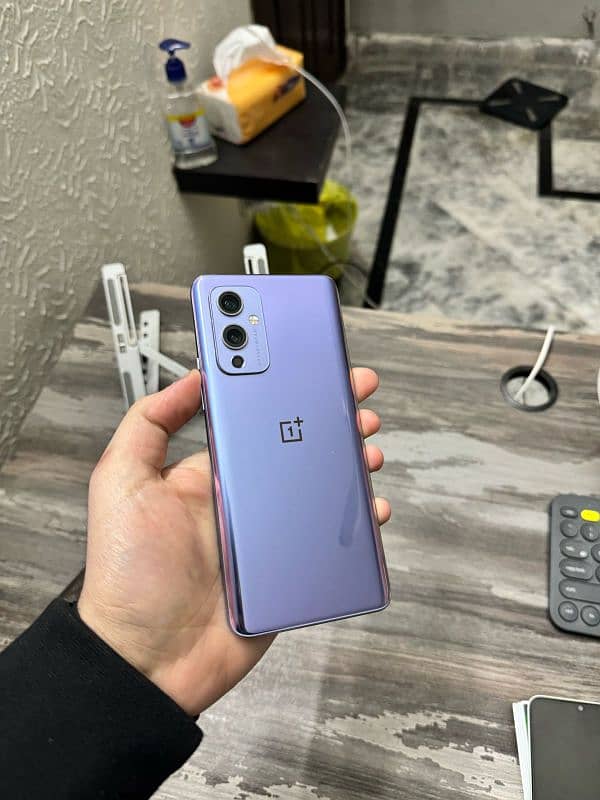 oneplus 9, 5g with box urgent sale 3