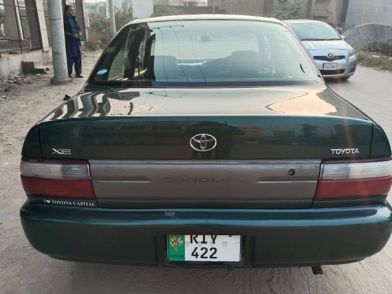 Toyota Corolla XE 2001 2