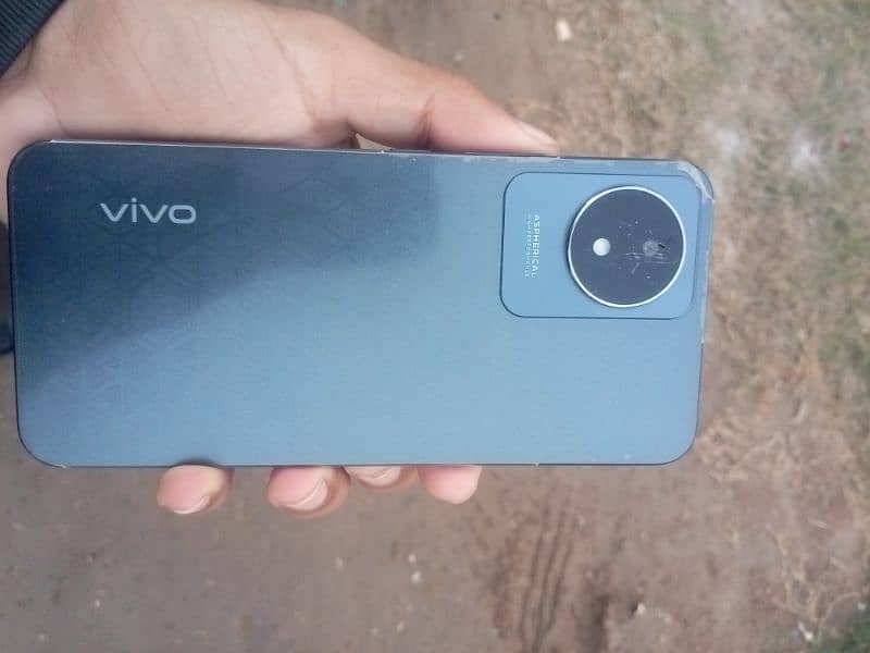 vivo mobile for sale condition 10 by 9 all ok no open no repair 2