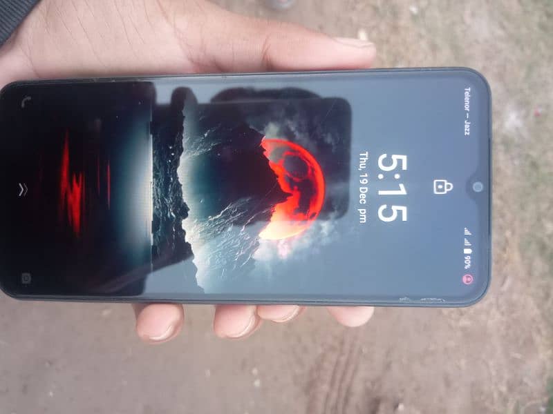 vivo mobile for sale condition 10 by 9 all ok no open no repair 3