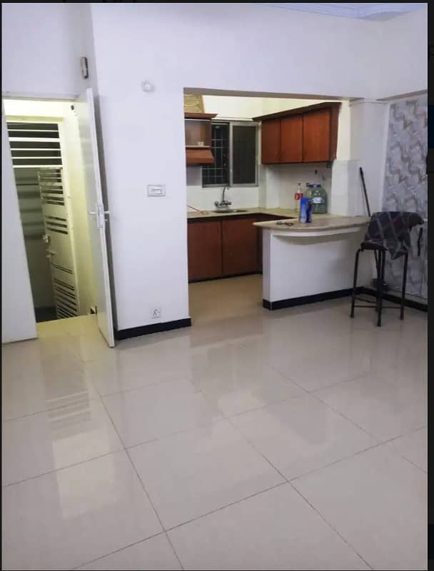 three bed dd apartment for sale in johar 0