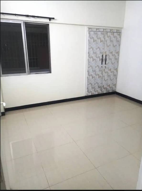 three bed dd apartment for sale in johar 1