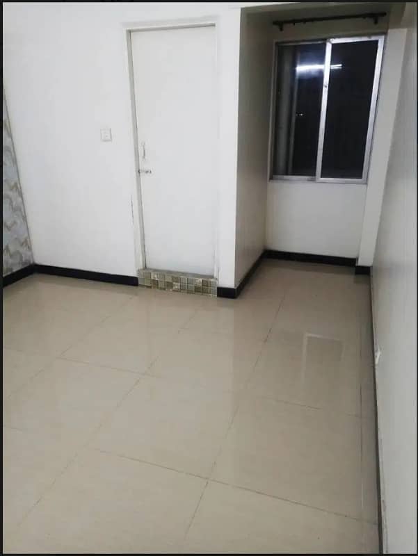 three bed dd apartment for sale in johar 8