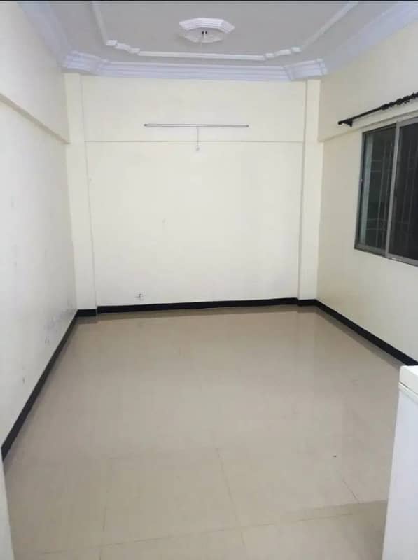 three bed dd apartment for sale in johar 11