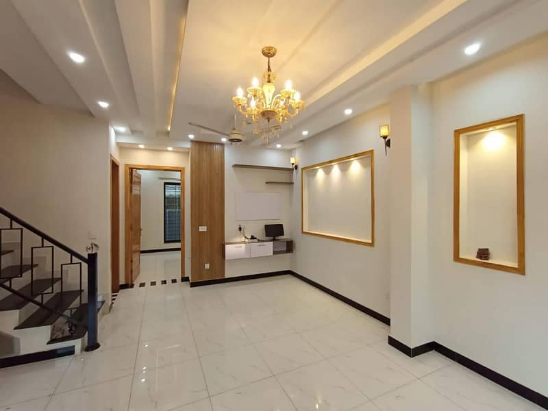 5 MARLA IDEAL LOCATION BRAND NEW HOUSE FOR SALE IN DHA RAHBAR BLOCK F Rejected ( Requested by AM ) 24