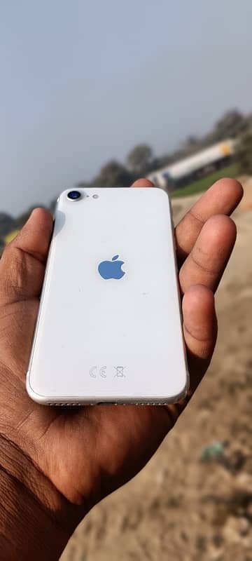 iPhone SE 2020 pta approved 0