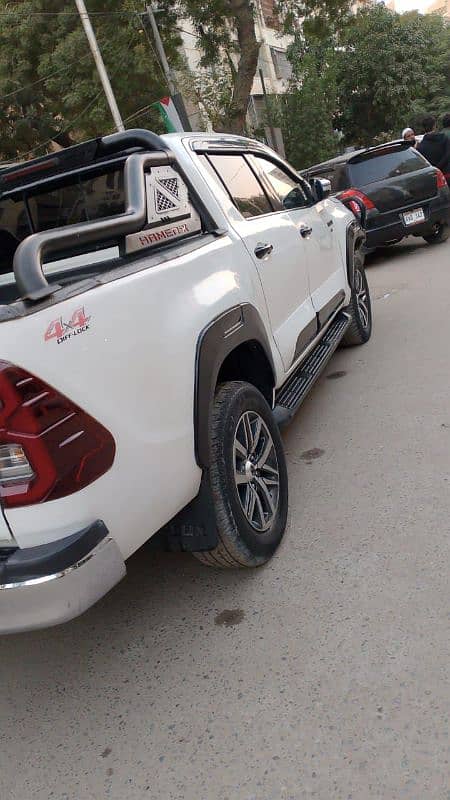 Toyota Hilux 2017 3