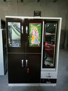 cabnets door iron stand door dressing wgaira ka kam kiya jata hai