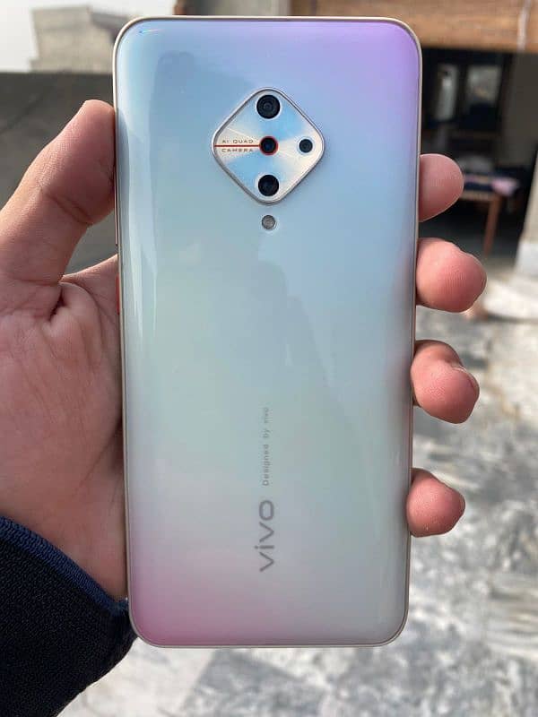 VIVO S1 PRO 0