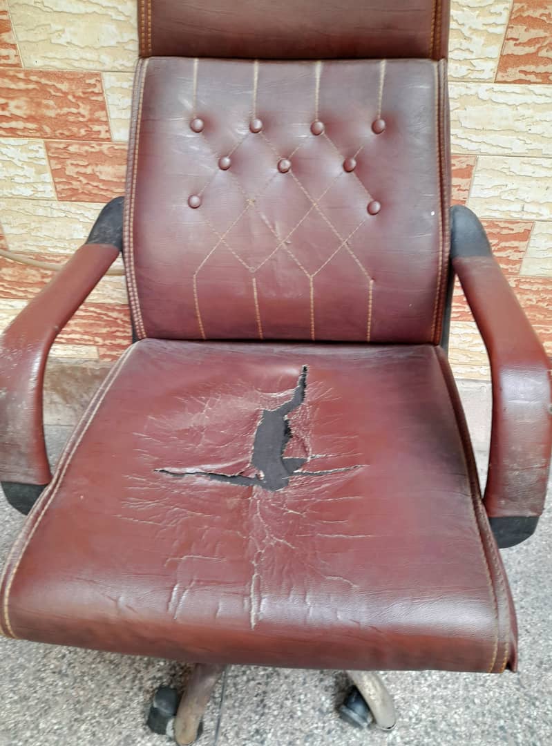 Used office chair 4