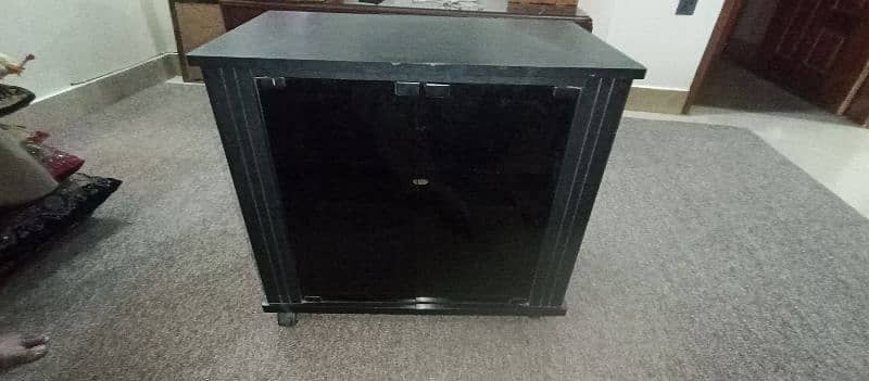 BLACK TV TROLLEY FOR SALE 2