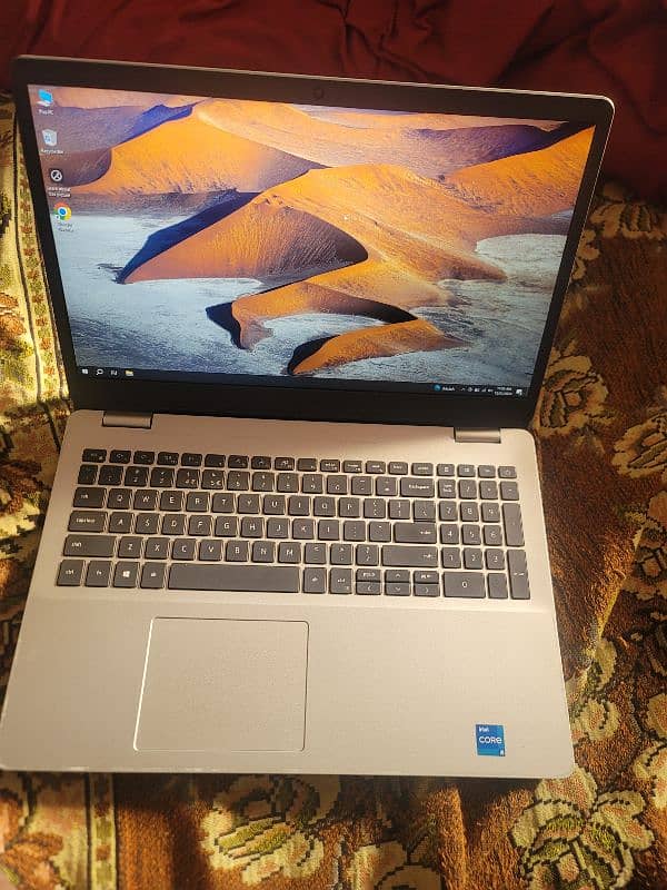 Dell Inspiron 3501 11th Gen i5 8 GB 500 GB SSD 0