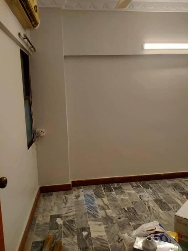 three bed dd apartment for sale in johar 5