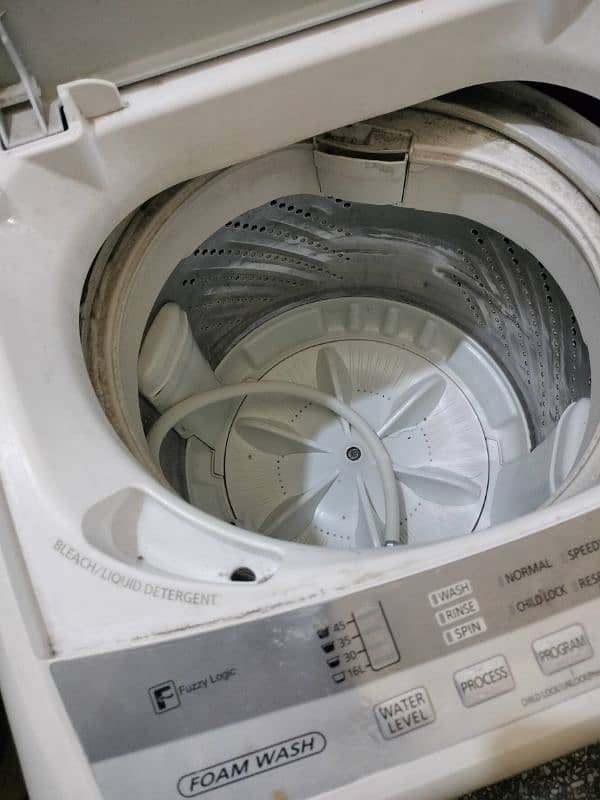 FULLY AUTOMATIC WASHING MACHINE WORKING CONDITION URGENT SALE 1