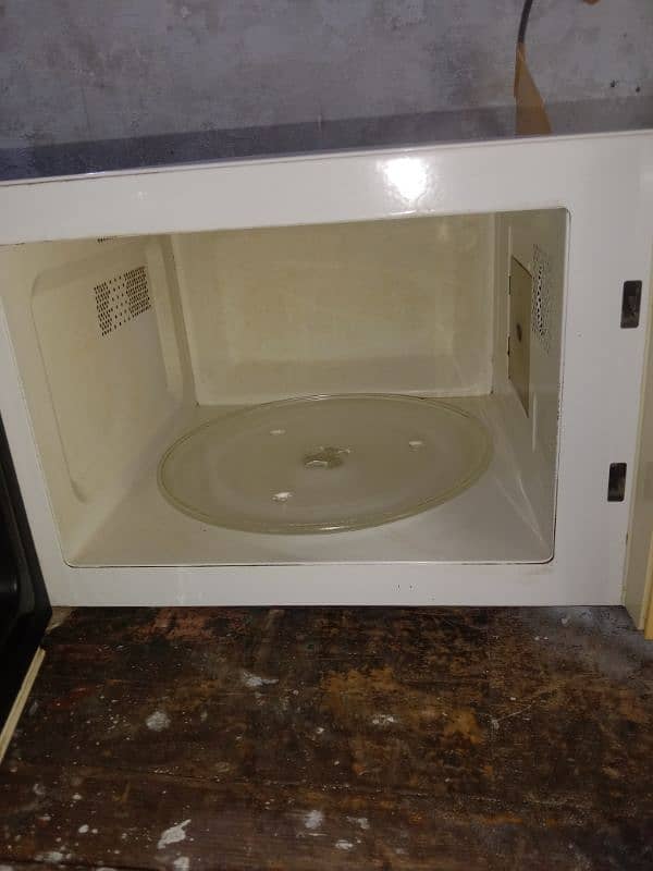 microwave oven arab cantrey 3