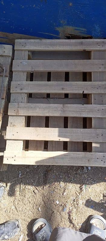 Wooden Pallets for Sale. . . 02 Sizes in More Quantity 1