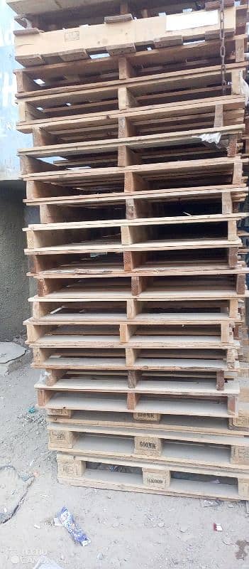 Wooden Pallets for Sale. . . 02 Sizes in More Quantity 6