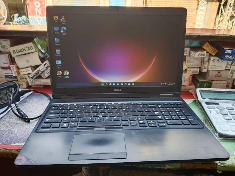 Dell laptop 0