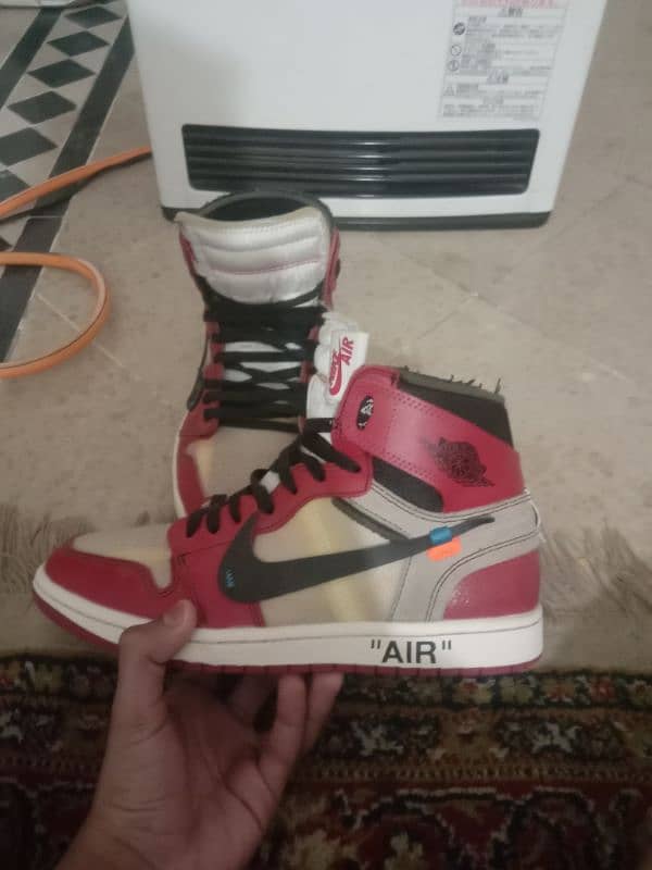 Air Jordan 1 off-white chicago 1