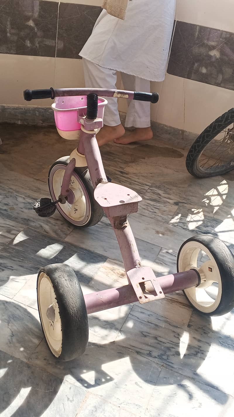 Urgently sale kids cycle 0