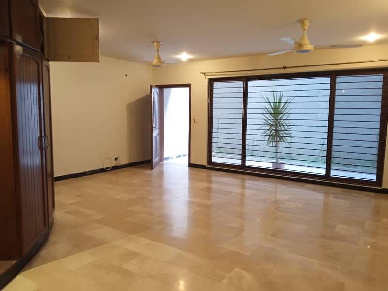 "Rent a Spacious 2-Bedroom Basement in E-11 Islamabad 1 Kanal" 15