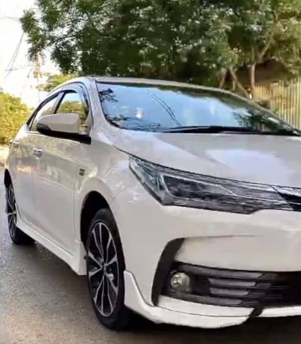 Toyota Altis Grande 2018 1